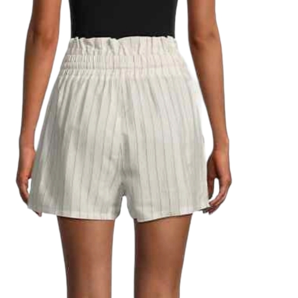 RTA Tara high rise silky stripe Paper Bag shorts in white black stripe size M - Picture 5 of 14